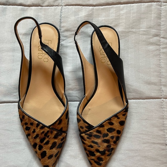 SOLD - Picture 3 of 4